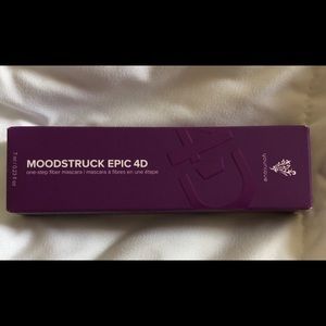 MOODSTRUCK EPIC 4D one-step fiber mascara